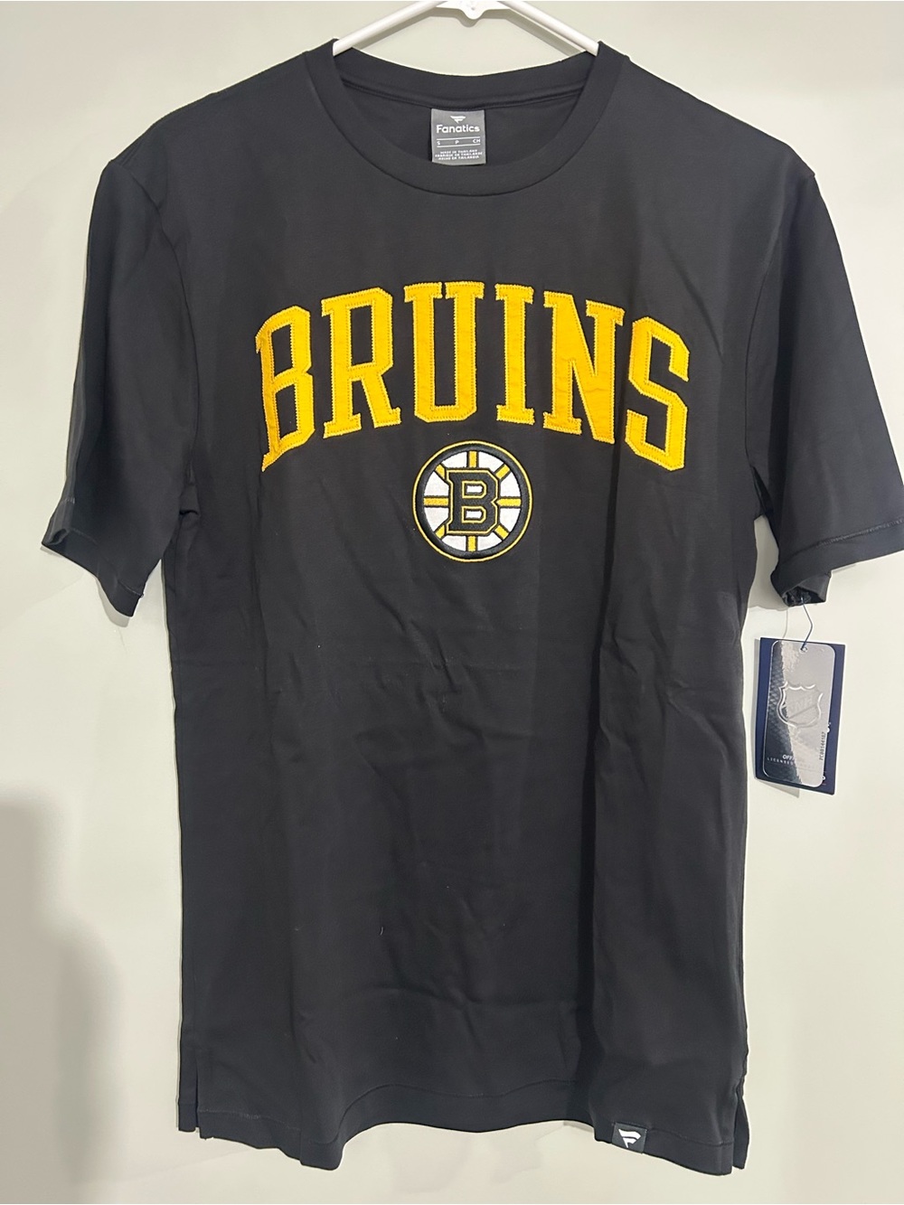 Fanatics Men's Bruins Black Crewneck T-Shirt